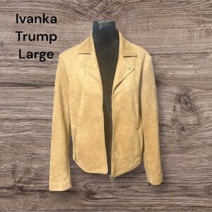 Ivan’s Trump, Size Large Tan Faux Suede, Zip-Up Jacket.M7